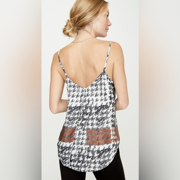 Brochu Walker Eyres Cami Houndstooth - Picture 2 of 7